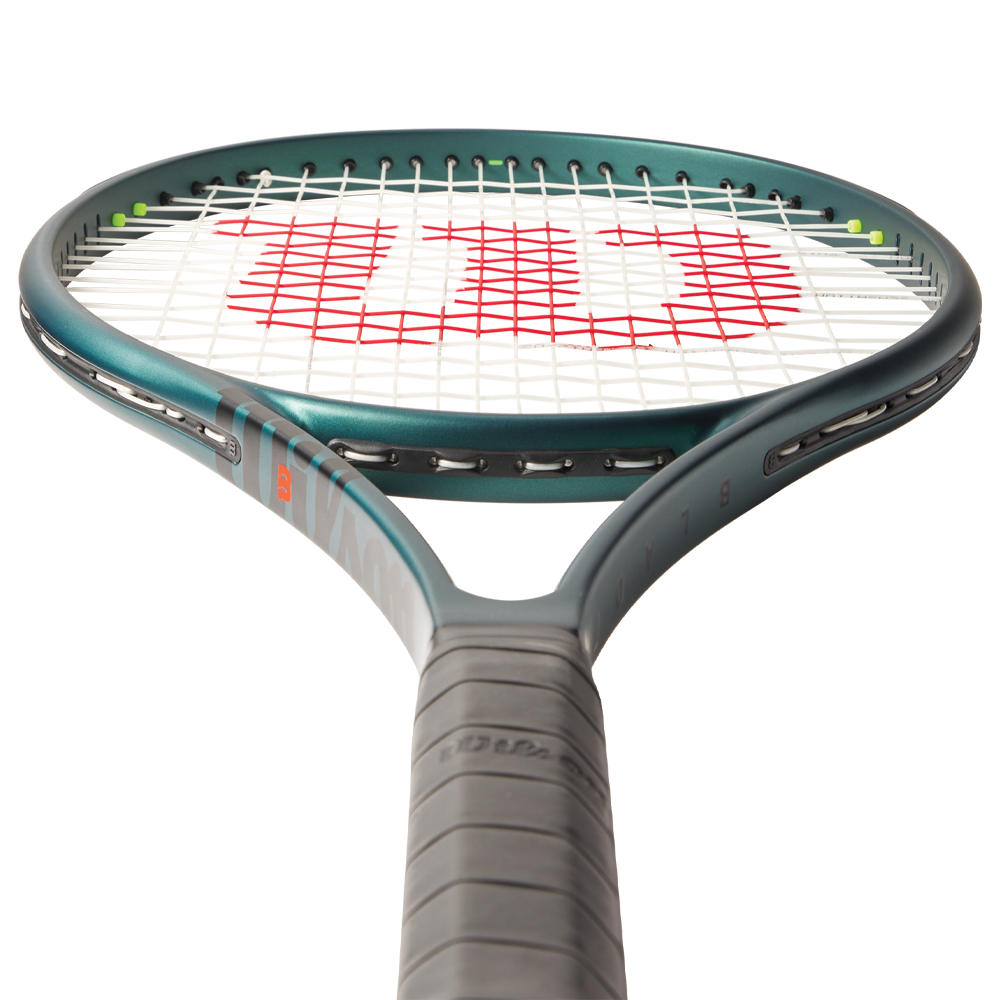 Wilson Blade 104 V9 Tennis Racket (Unstrung)