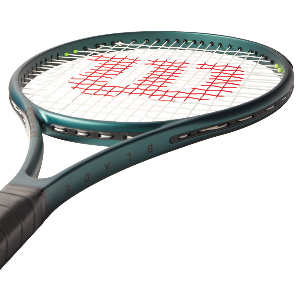 Wilson Blade 104 V9 Tennis Racket (Unstrung)