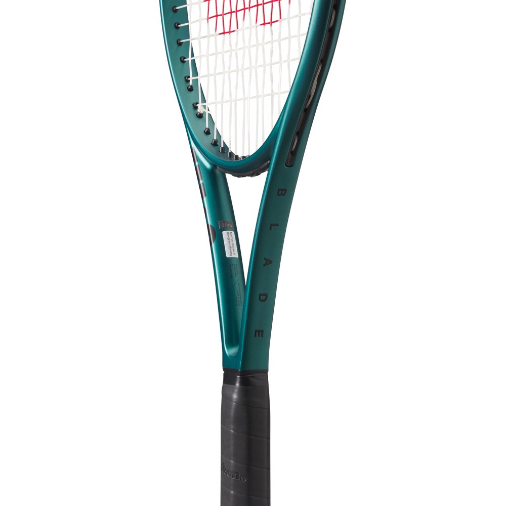 Wilson Blade 100 V9 Tennis Racket (Unstrung)