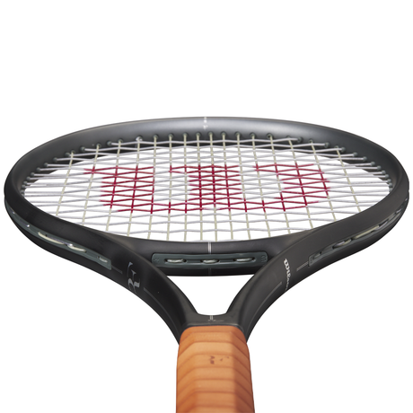 RF 01 Pro Tennis Racket Laydown