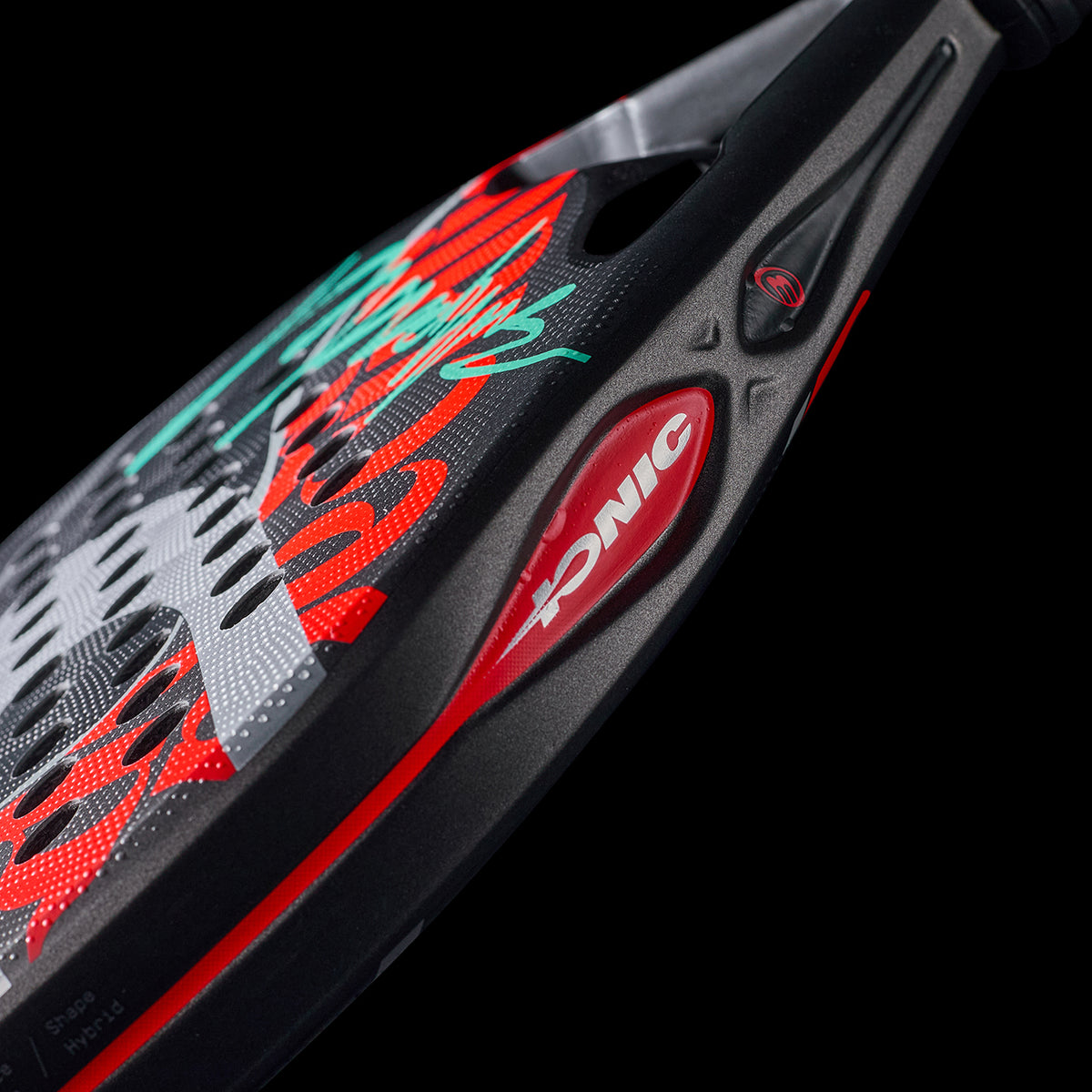 Bullpadel Ionic Control 26 padel racket, detail view